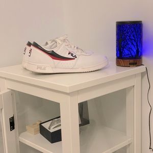 Shoes FILA worn 2 times I am selling it because I took the wrong size.